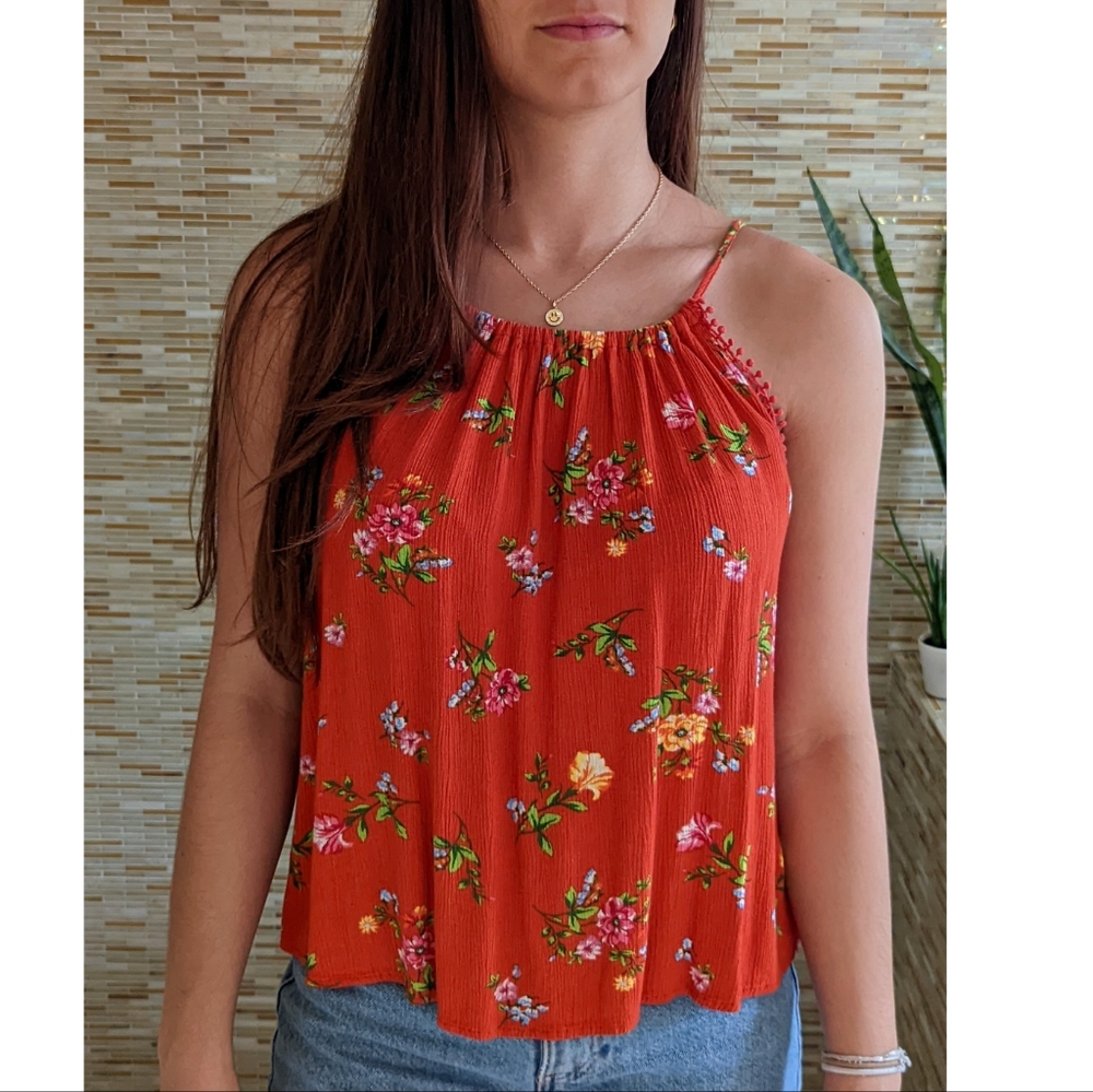 Floral Print Sleeveless Blouse - Picture 1 of 3
